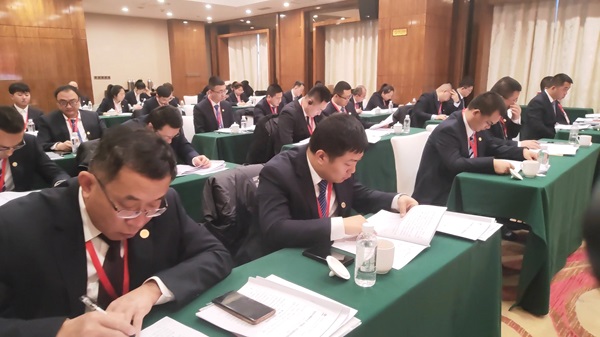 鉆探分公司組織開(kāi)展2023年度中層管理人員述職述廉考核評(píng)議1.jpg